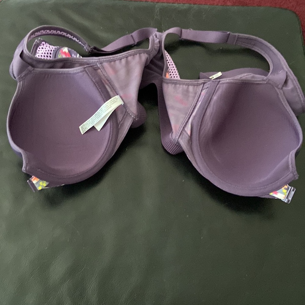 Victoria's Secret SPORT VSX Zip Front double closure Sports Bra 34D - Picture 4 of 5